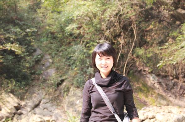 E:\01-大人的照片\大人的照片\养马峡20121027\唐婷娜.JPG